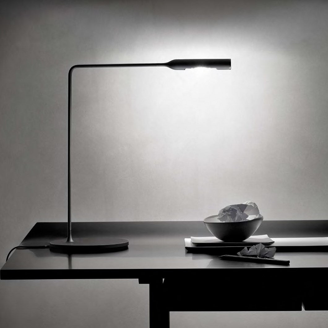 Flo Desk Lamp - Lumina